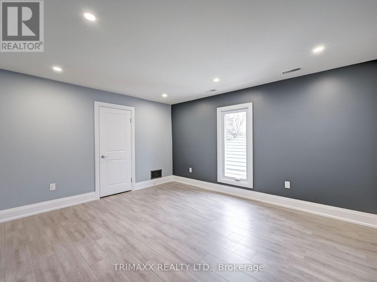 78 LIVINGSTON AVENUE Image 40
