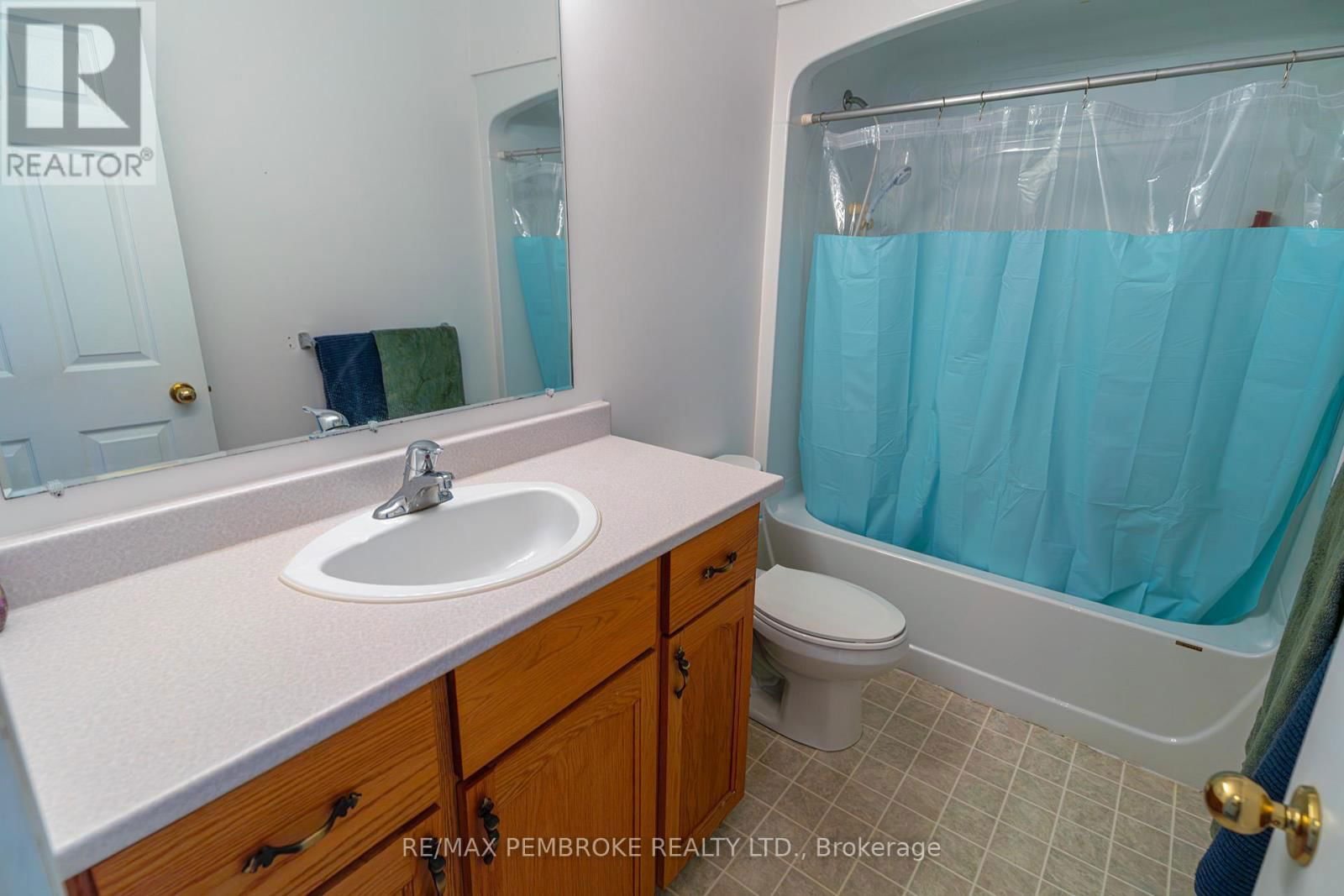 324 MATHESON DRIVE Image 13