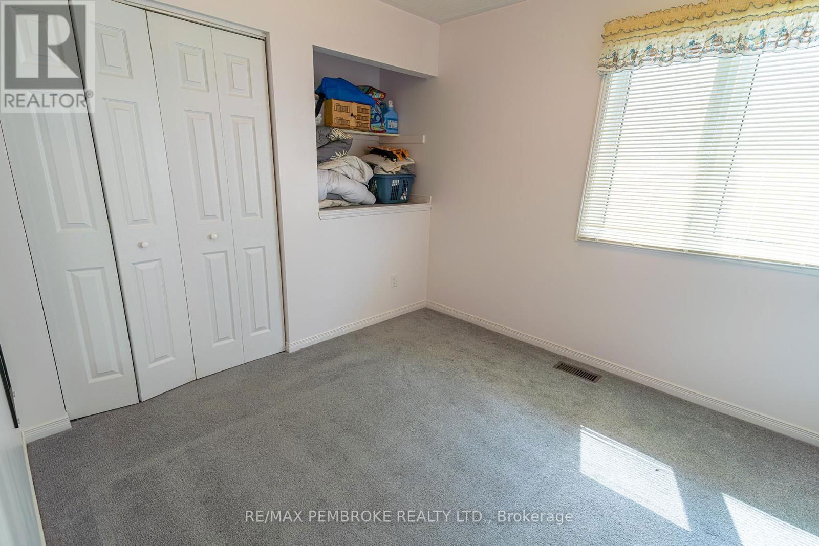 324 MATHESON DRIVE Image 17