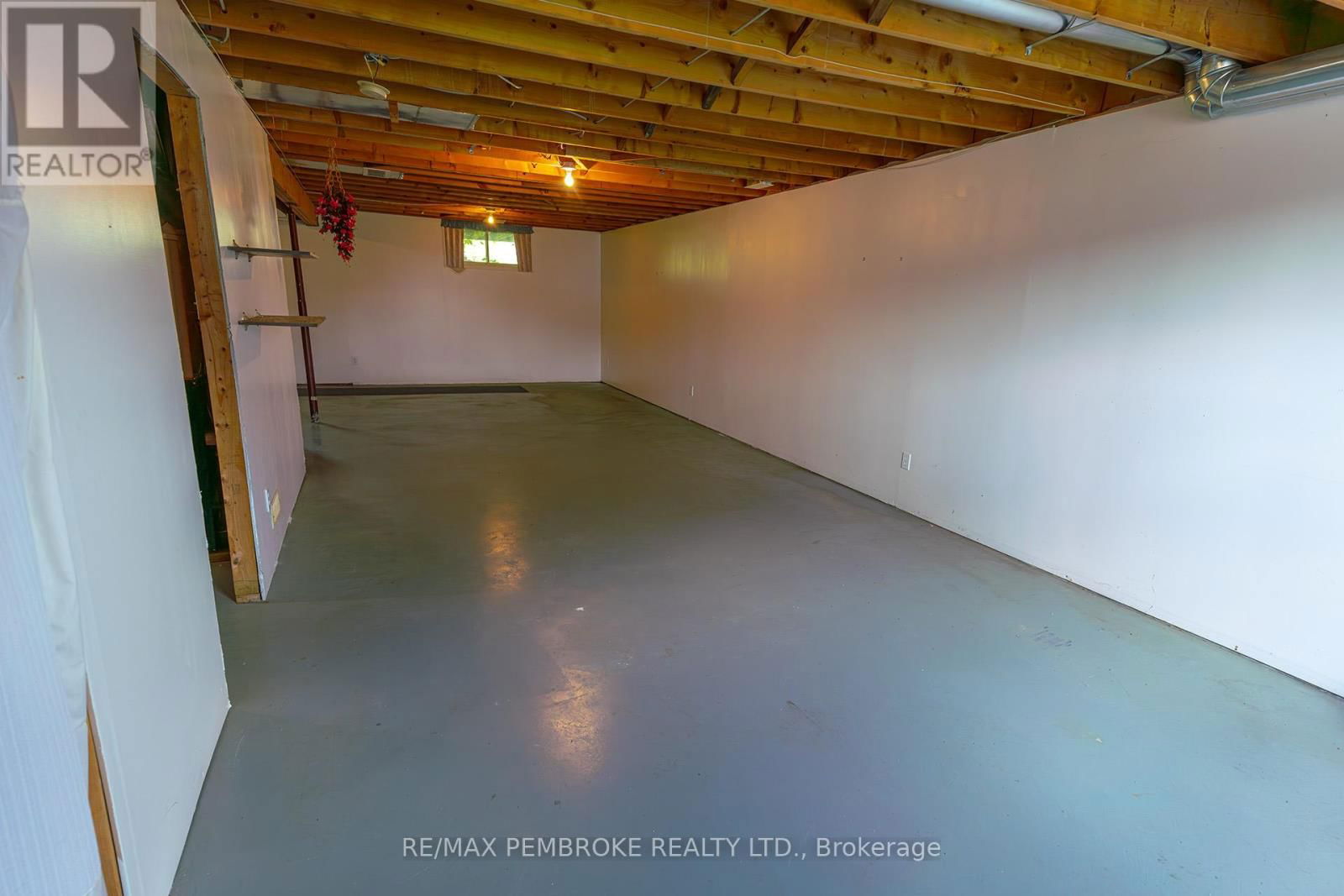 324 MATHESON DRIVE Image 20