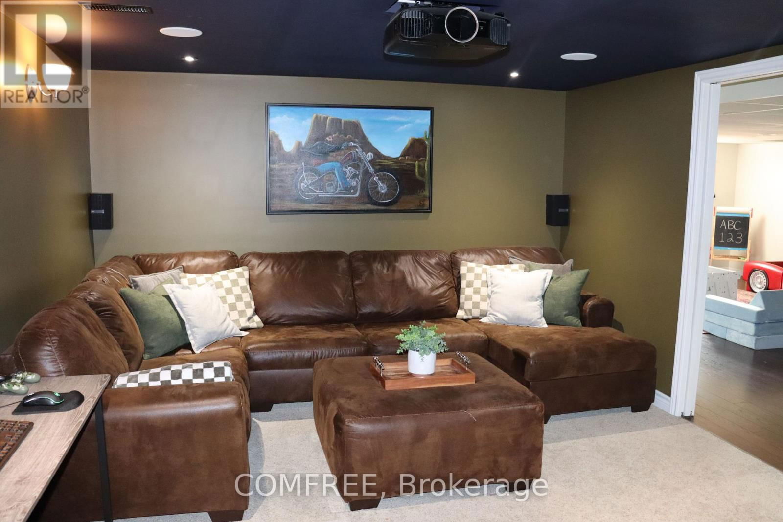 1145 DU GOLF ROAD Image 31