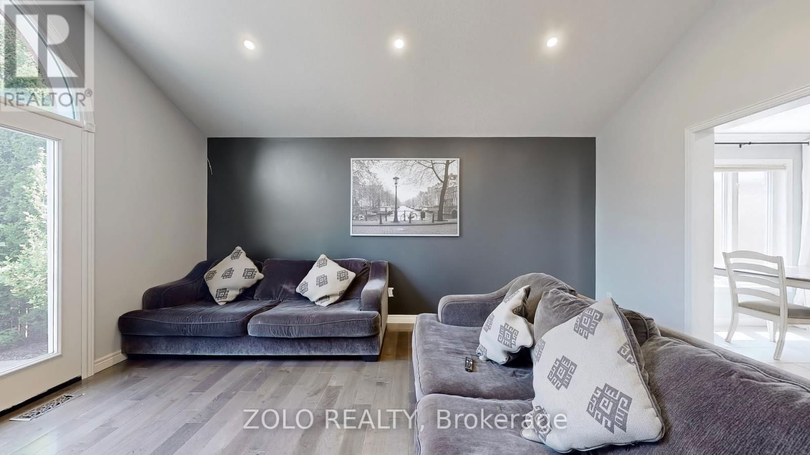 7 VIDAL COURT Image 14