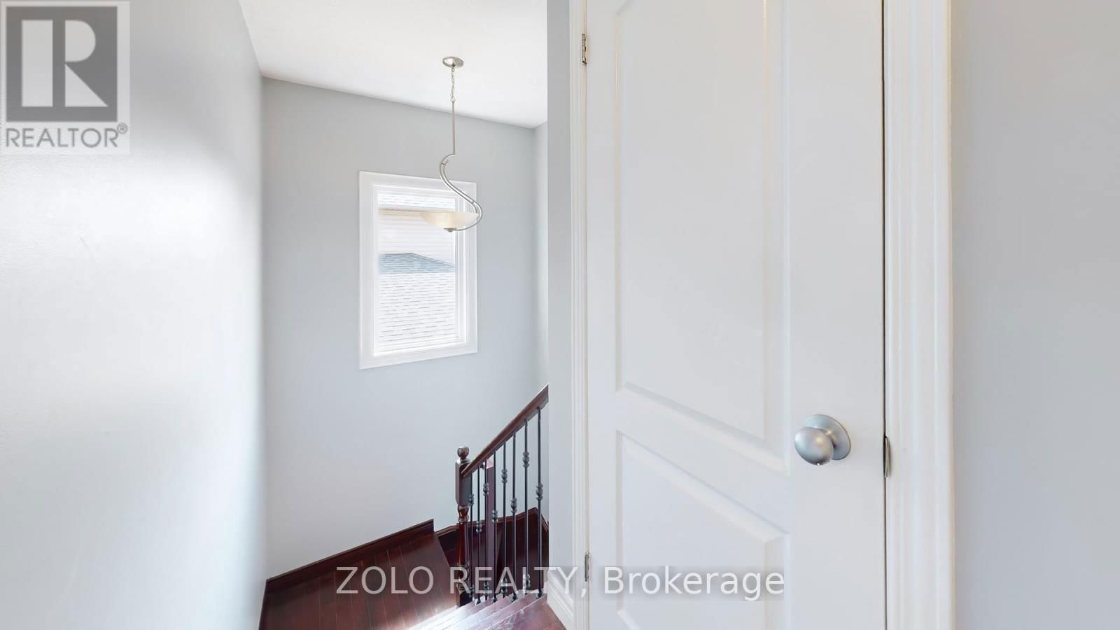 7 VIDAL COURT Image 19