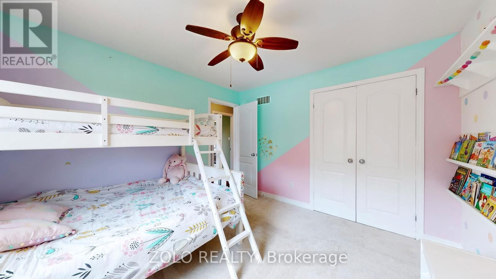 7 VIDAL COURT Image 26