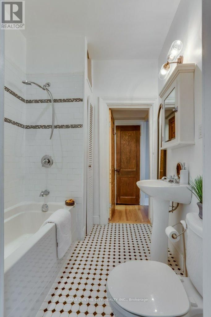 65 BRUCE STREET Image 23