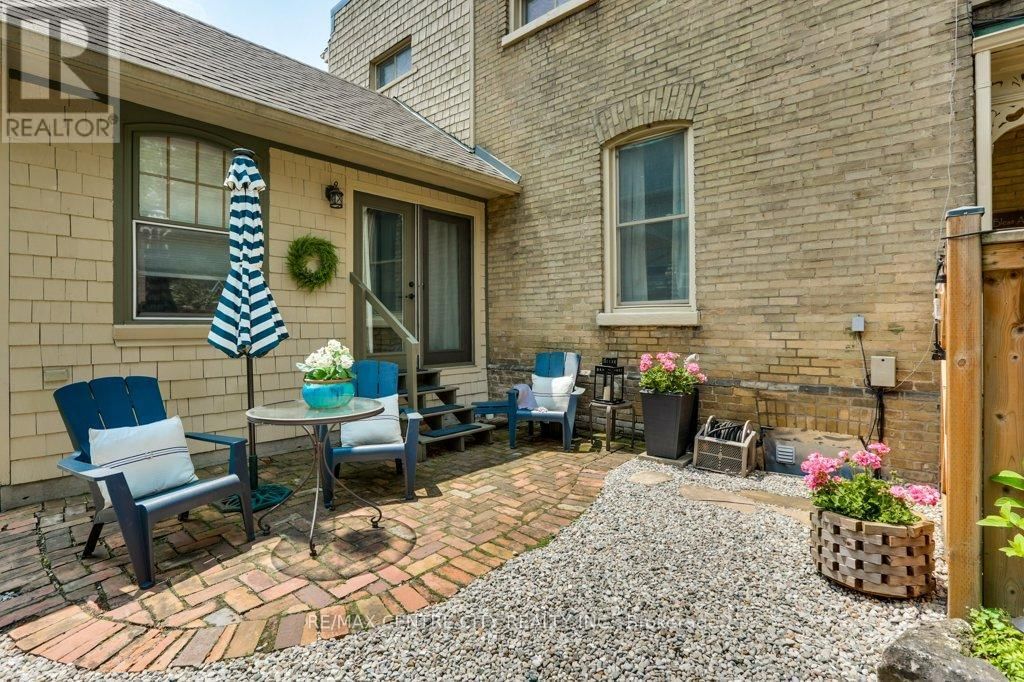 65 BRUCE STREET Image 42