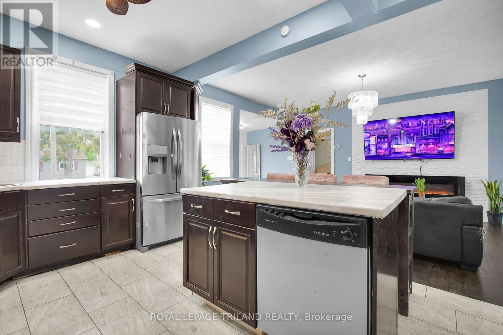 154 JOHN STREET Image 13