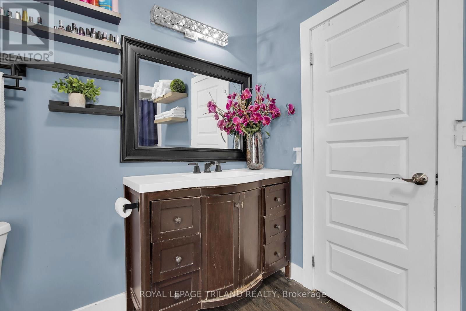 154 JOHN STREET Image 22