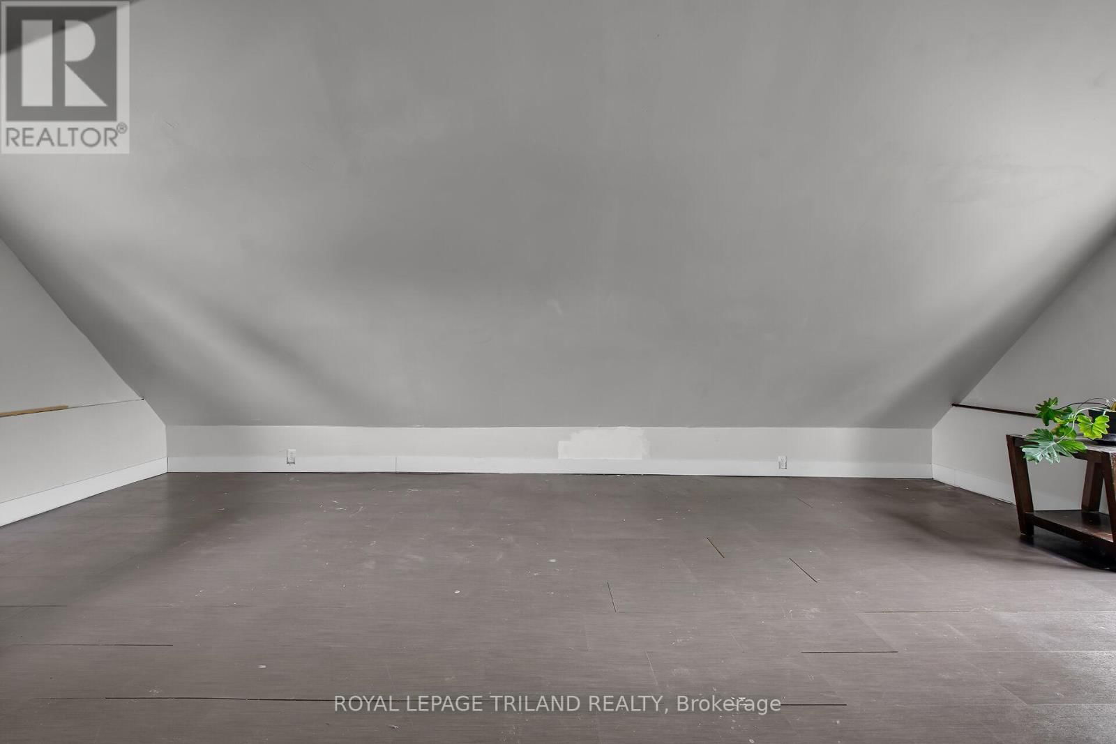 154 JOHN STREET Image 26