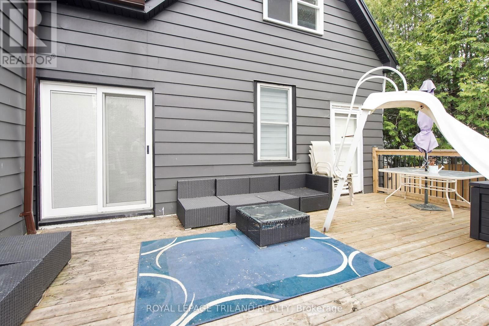 154 JOHN STREET Image 30