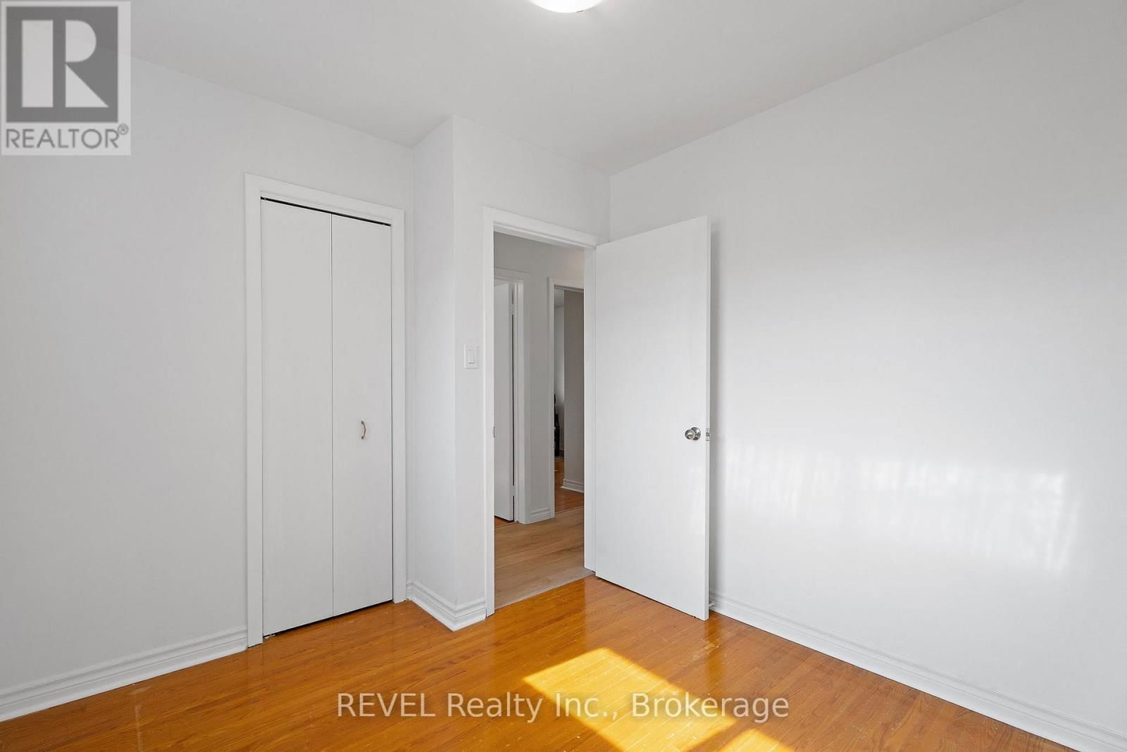 62 ST GEORGE STREET Image 19
