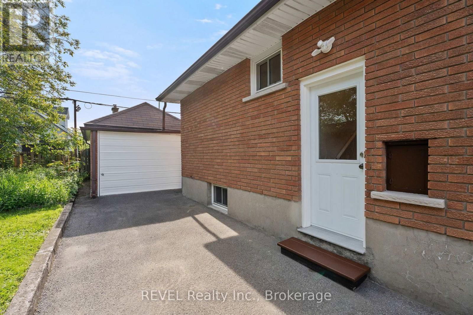 62 ST GEORGE STREET Image 22