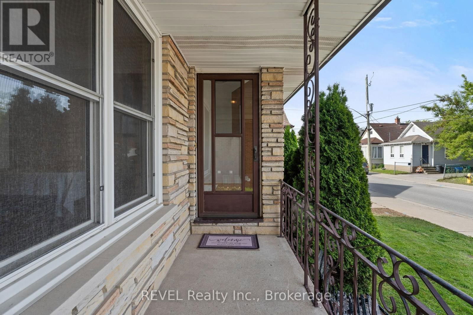 62 ST GEORGE STREET Image 24