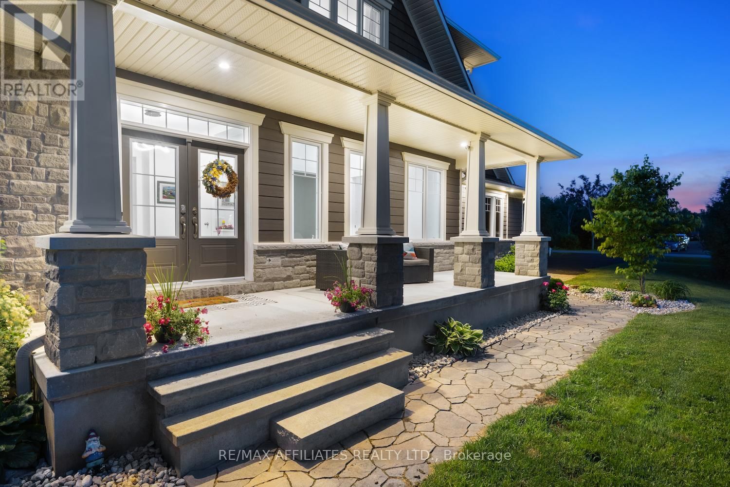 108 DENISE CRESCENT Image 3