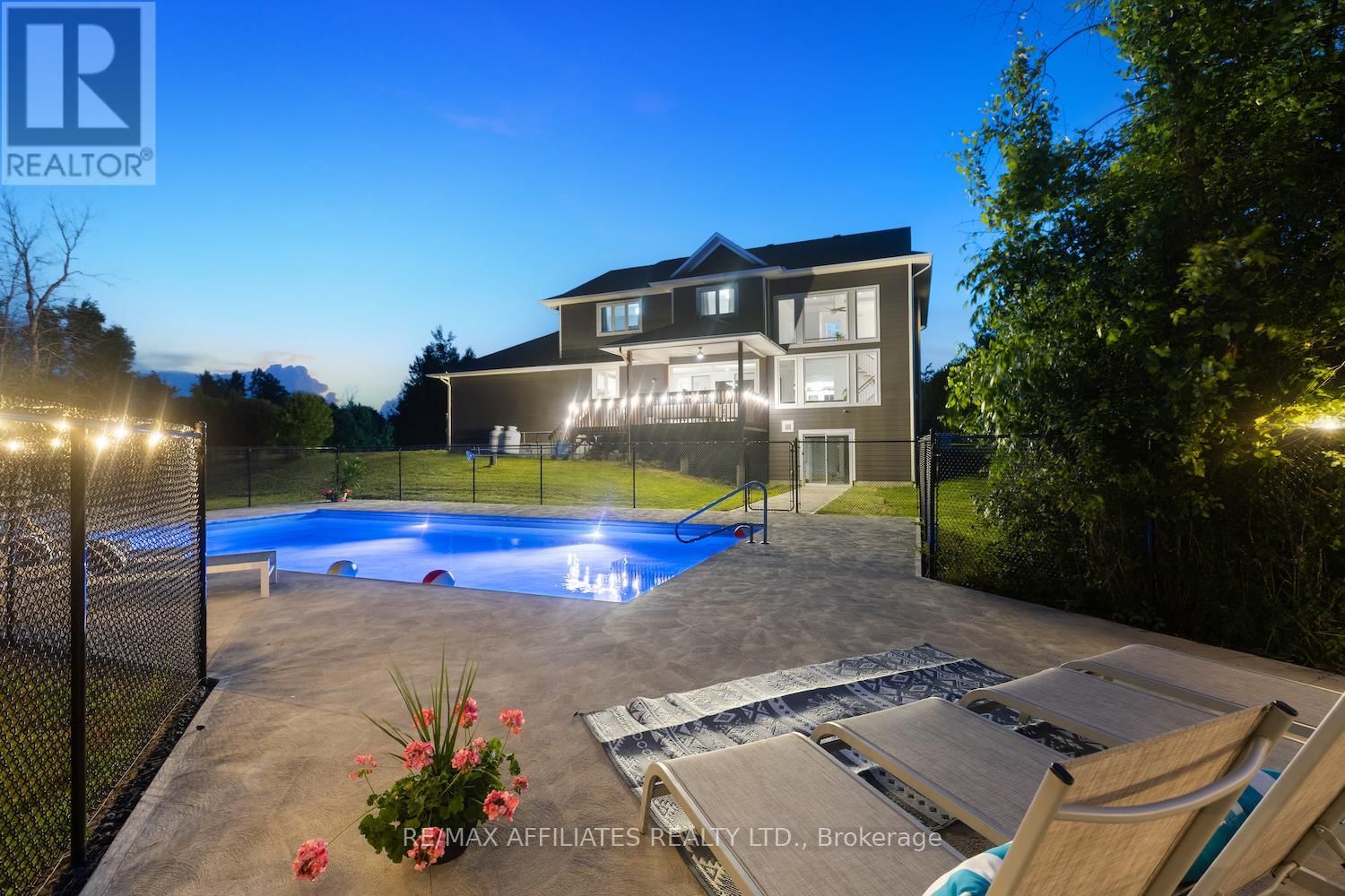 108 DENISE CRESCENT Image 45