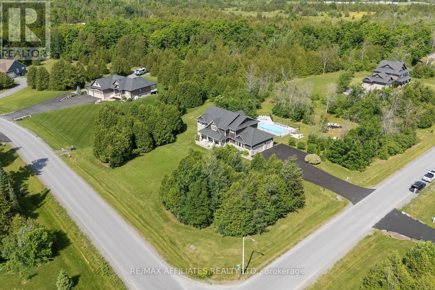 108 DENISE CRESCENT Image 49