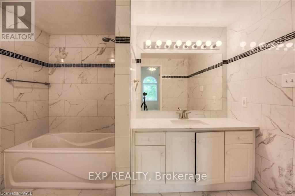166 KOVAC ROAD Image 16
