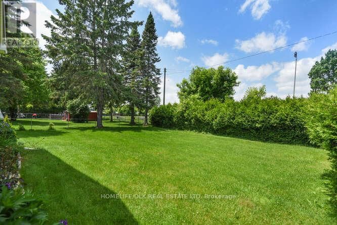 296 WOOD STREET EAST Image 26