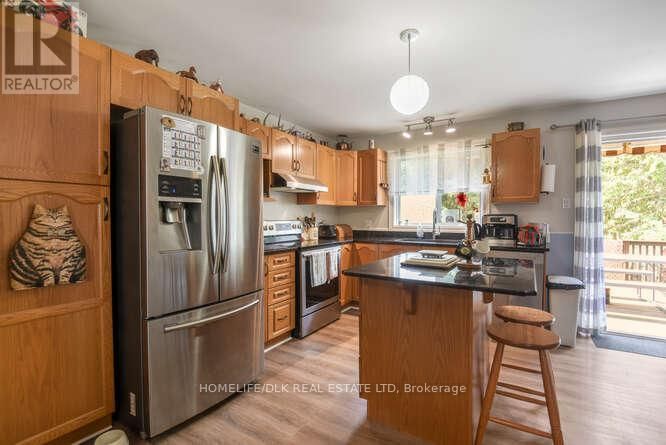 296 WOOD STREET EAST Image 7