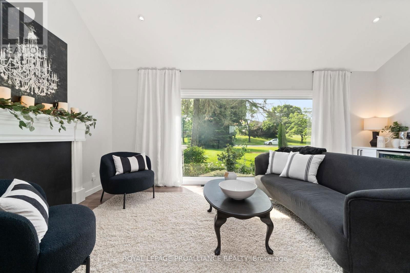 6 BAYSIDE DRIVE Image 10