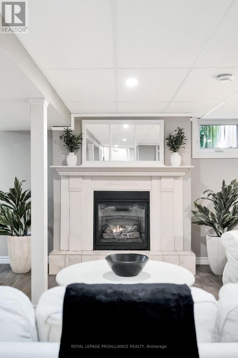 6 BAYSIDE DRIVE Image 29