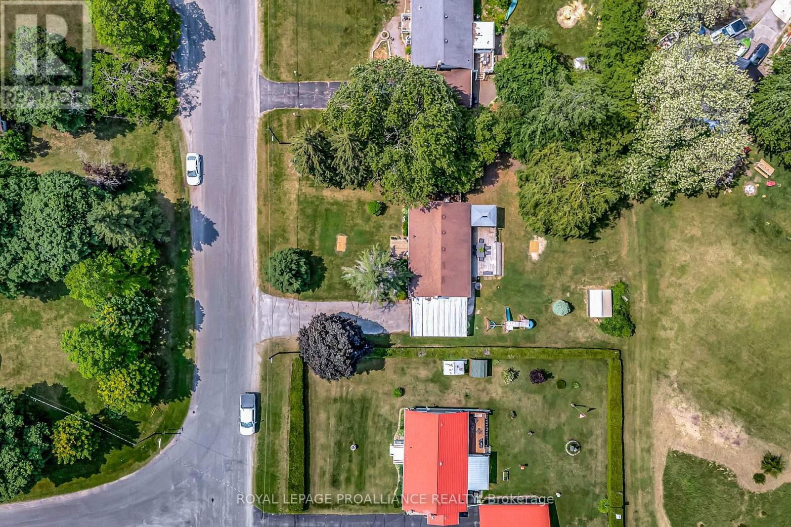 6 BAYSIDE DRIVE Image 3