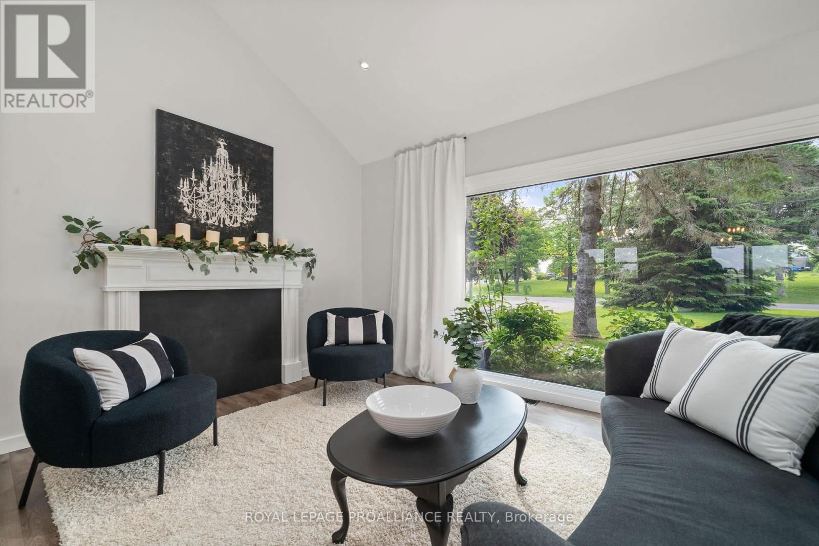 6 BAYSIDE DRIVE Image 8