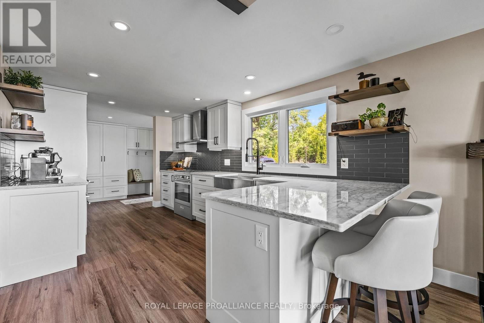 52C LODGE ROAD Image 15