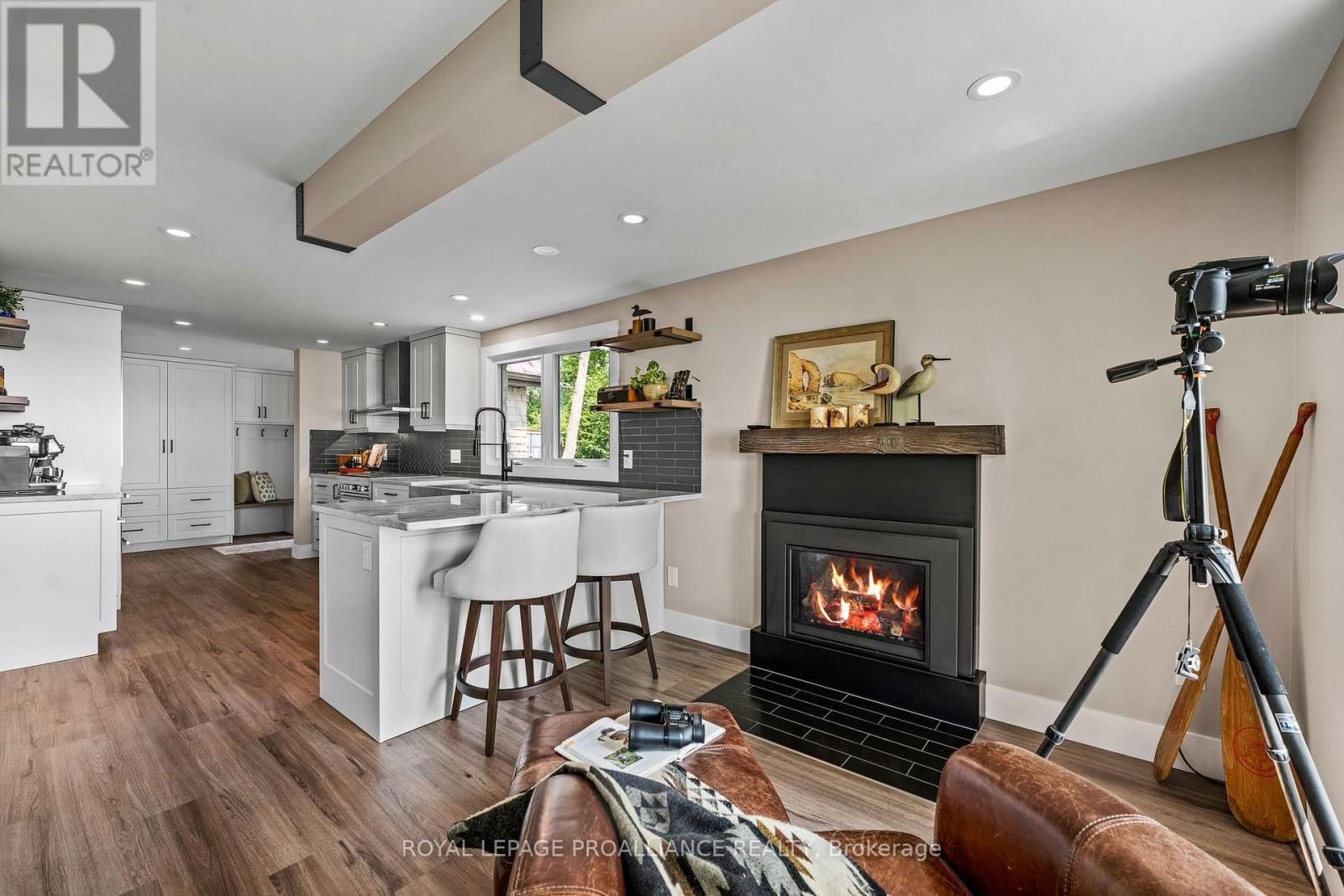 52C LODGE ROAD Image 16