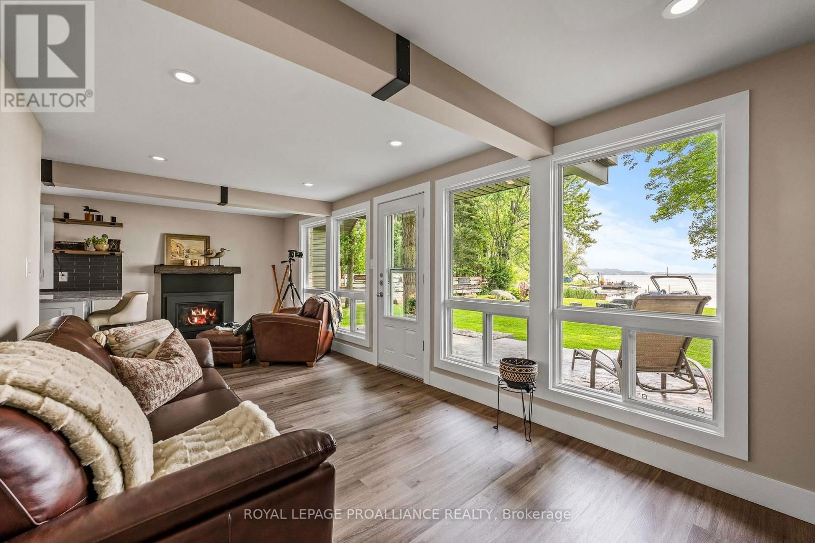 52C LODGE ROAD Image 19