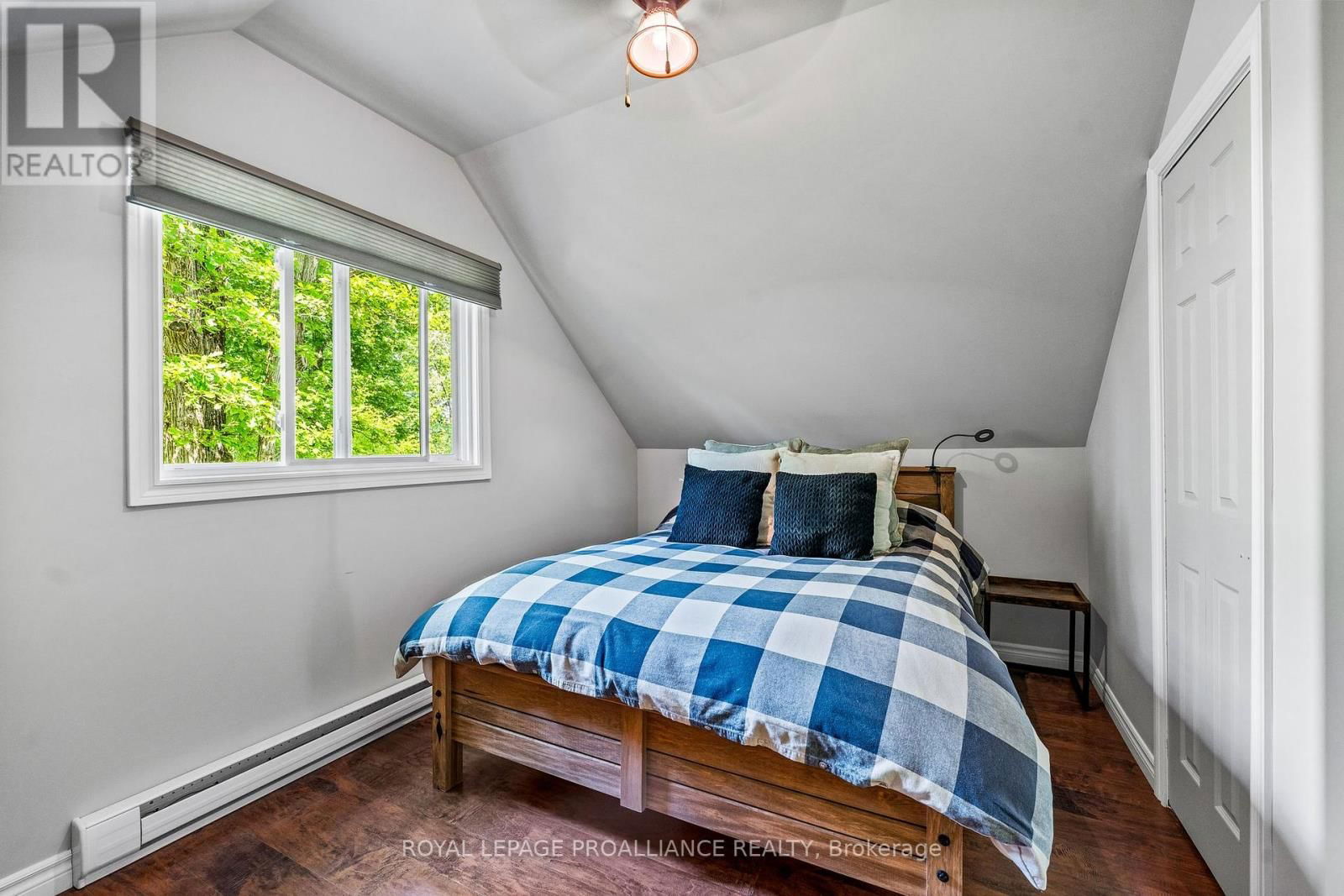 52C LODGE ROAD Image 24