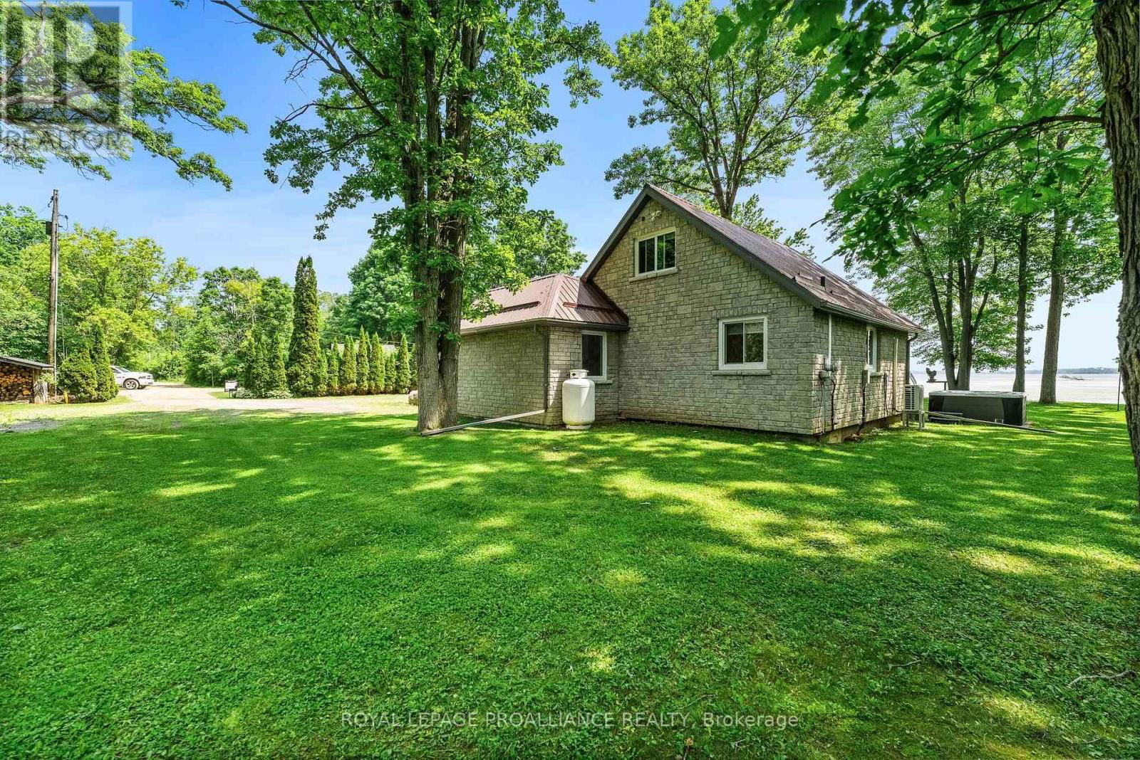 52C LODGE ROAD Image 37