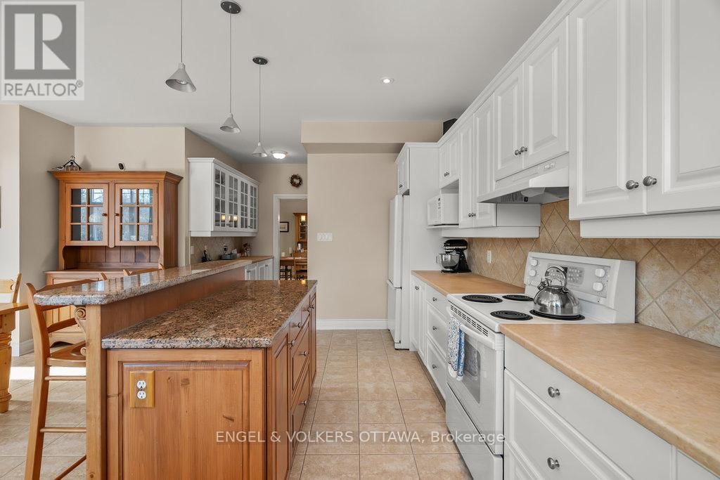 7 KNOTWOOD COURT Image 10
