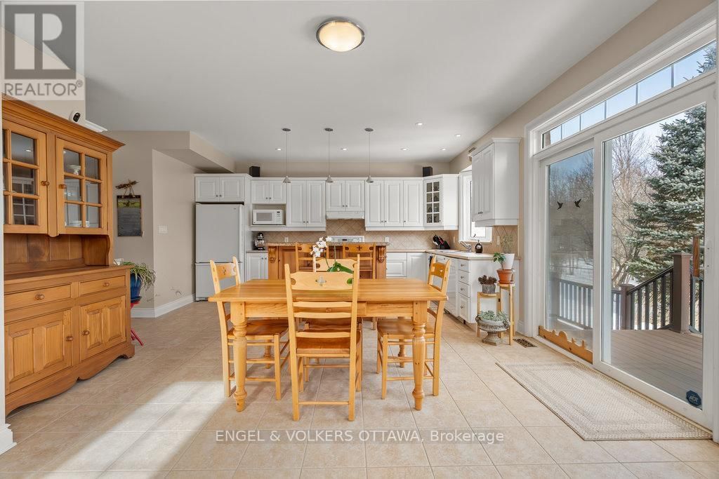 7 KNOTWOOD COURT Image 11