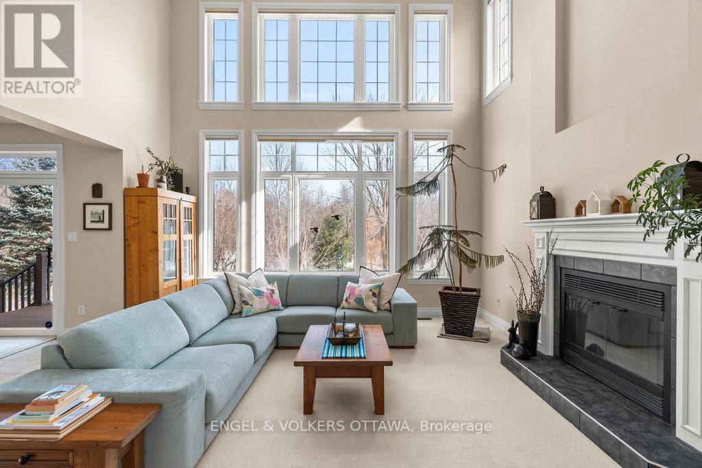 7 KNOTWOOD COURT Image 14