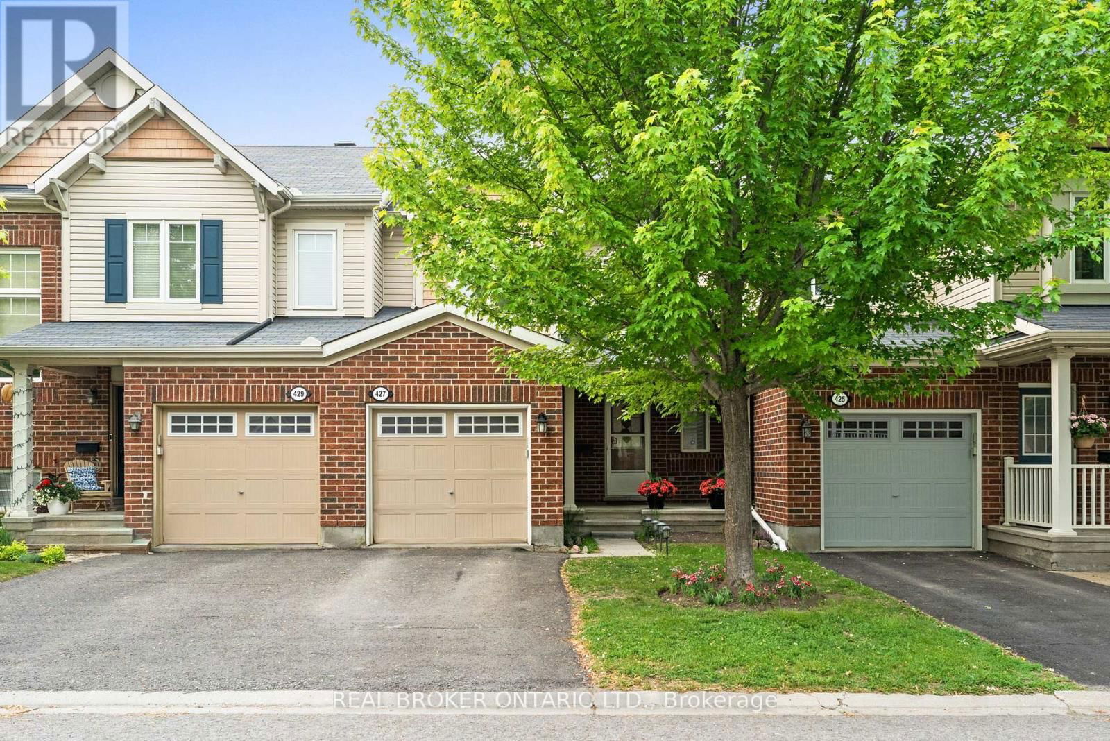 427 VENDEVALE AVENUE Image 1