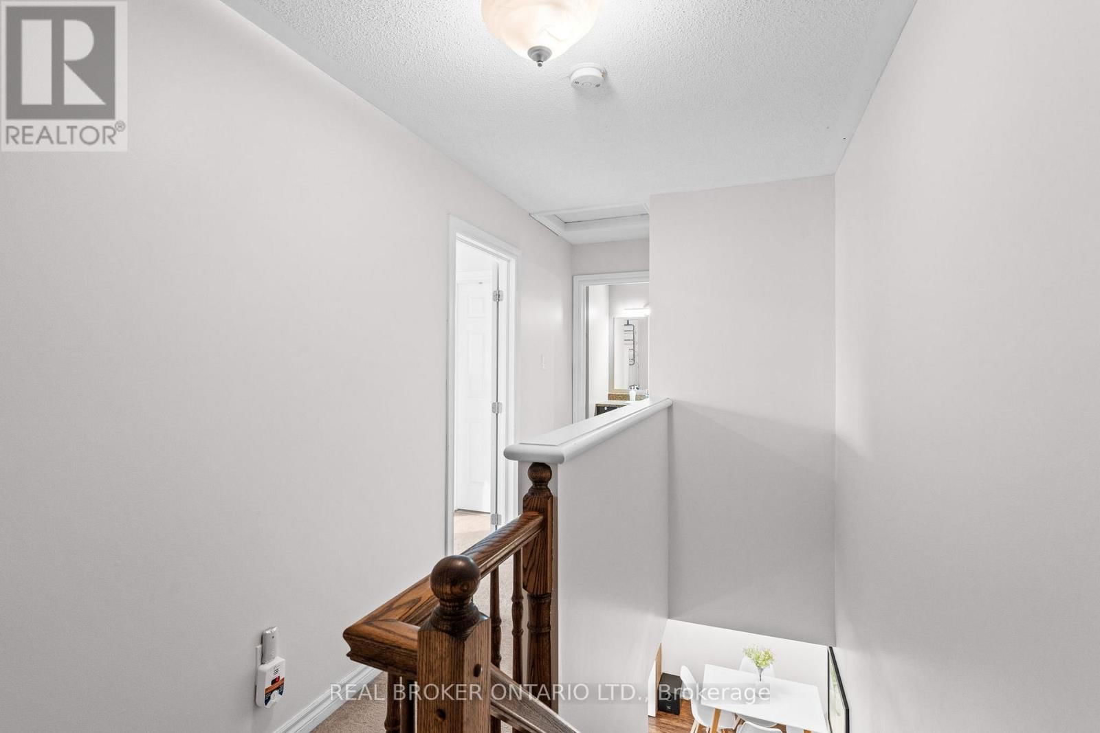 427 VENDEVALE AVENUE Image 19