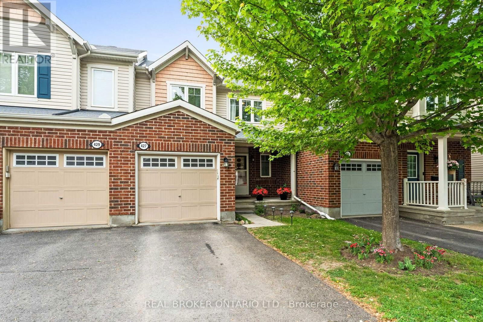 427 VENDEVALE AVENUE Image 2