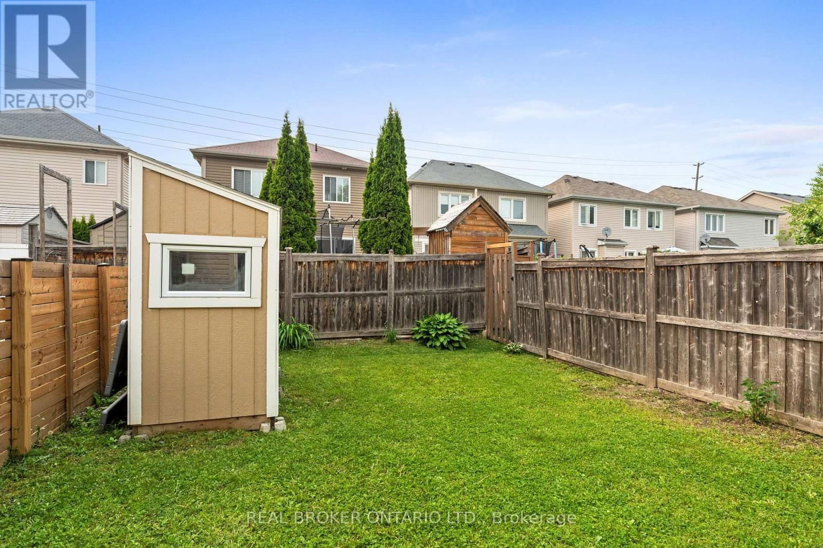 427 VENDEVALE AVENUE Image 32