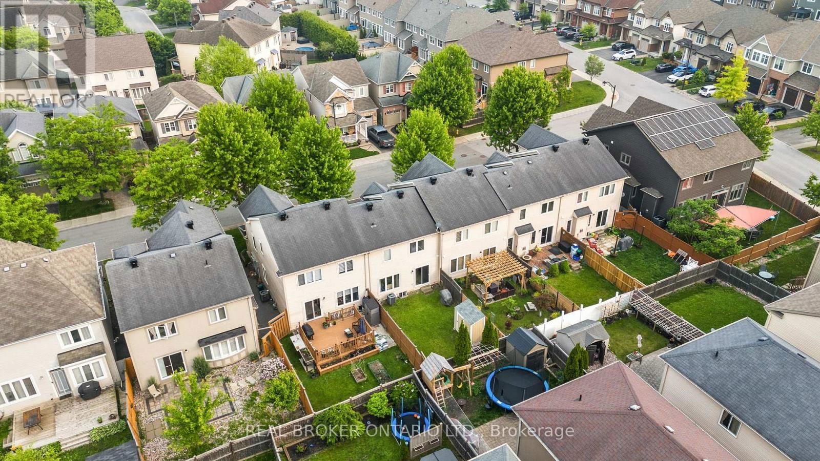 427 VENDEVALE AVENUE Image 40
