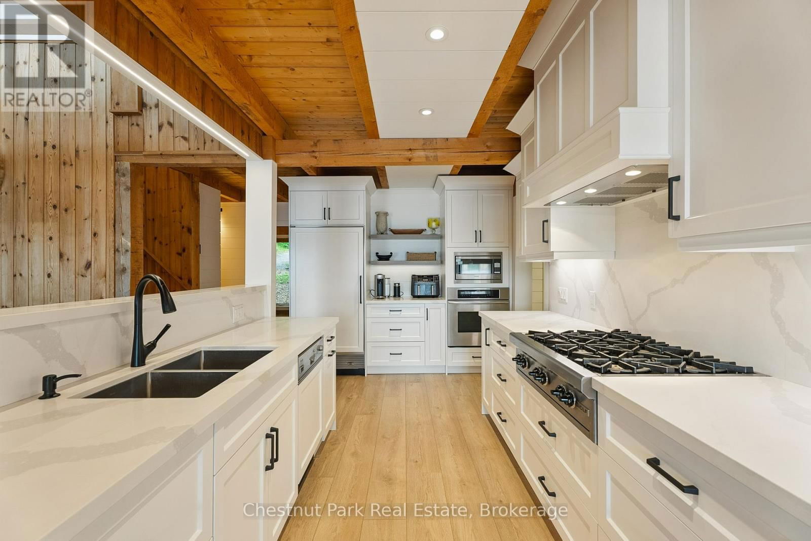 1167 WOLF BAY ROAD Image 11