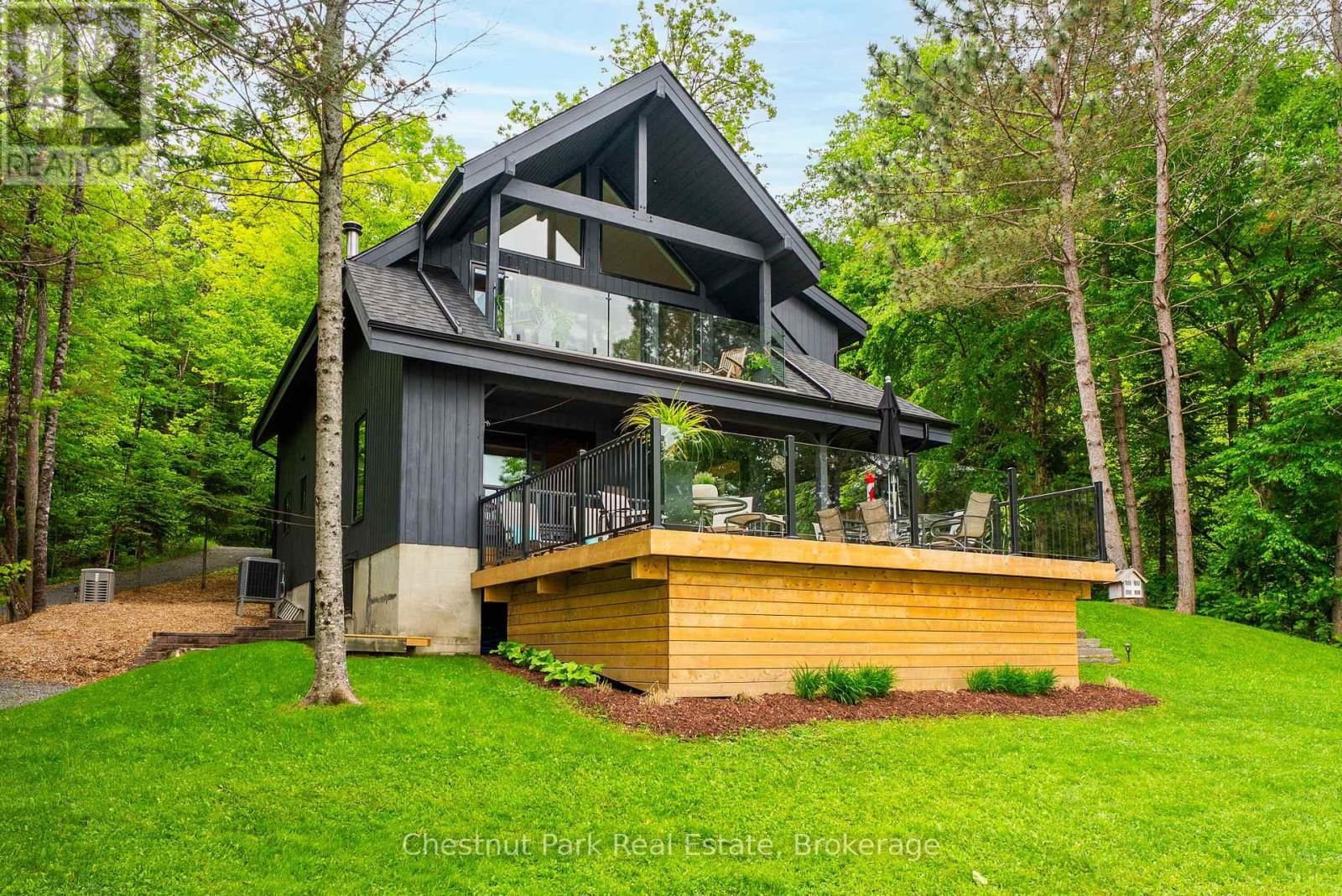 1167 WOLF BAY ROAD Image 18