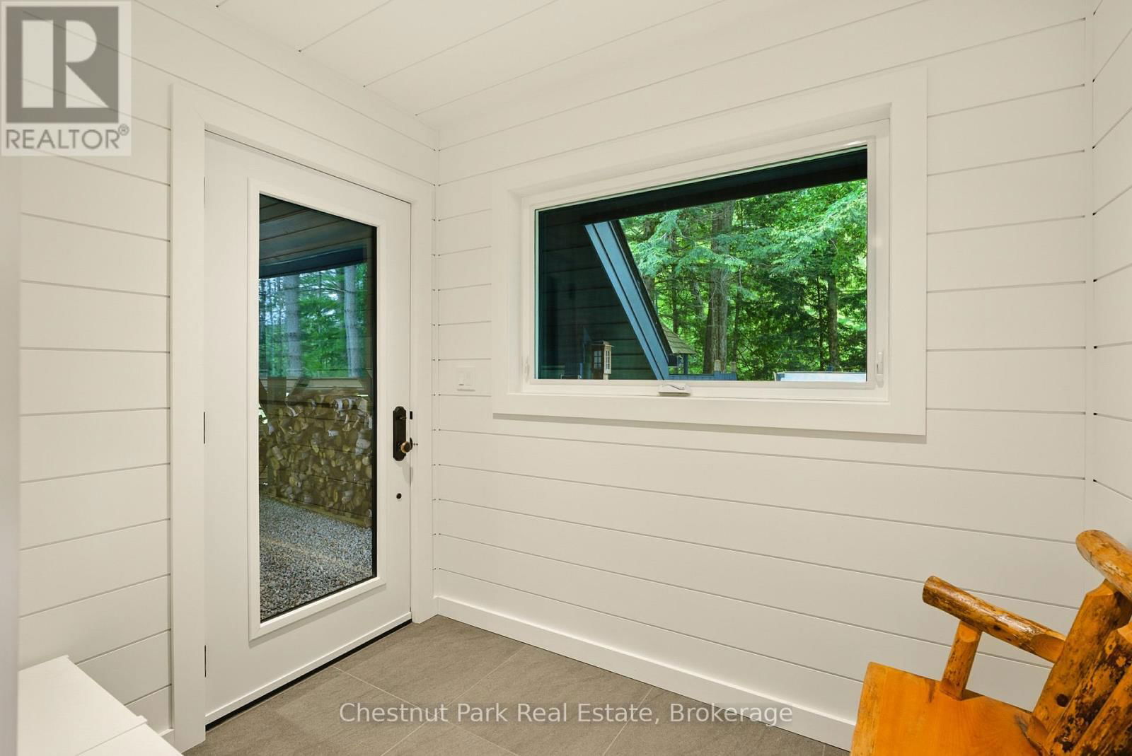 1167 WOLF BAY ROAD Image 6