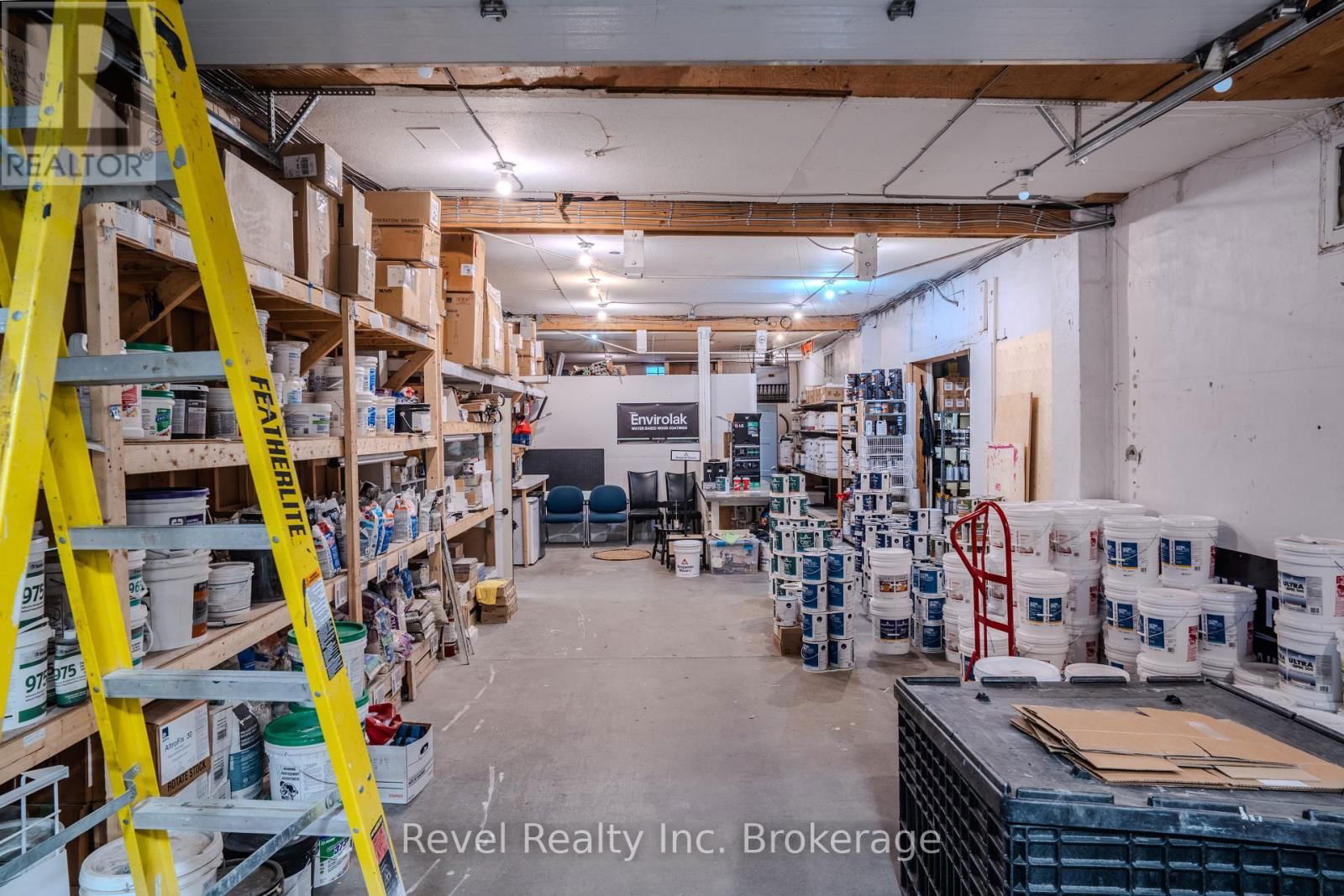 1370 REGINA STREET Image 43