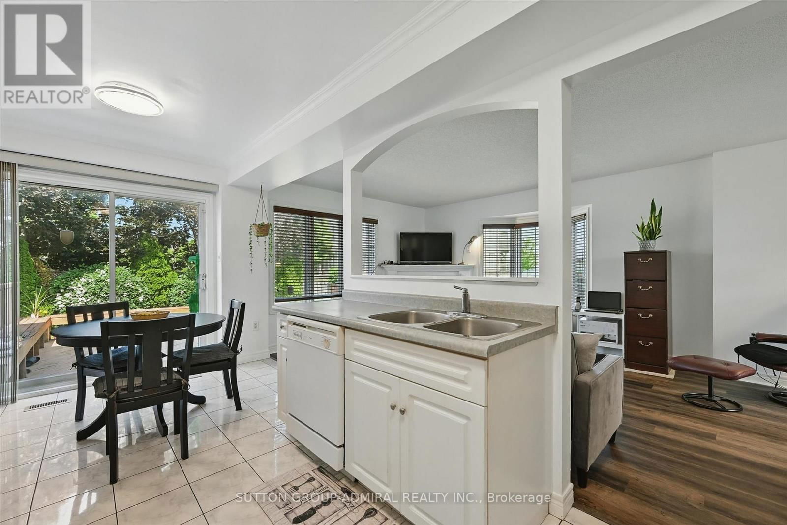 469 DEWITT ROAD Image 12