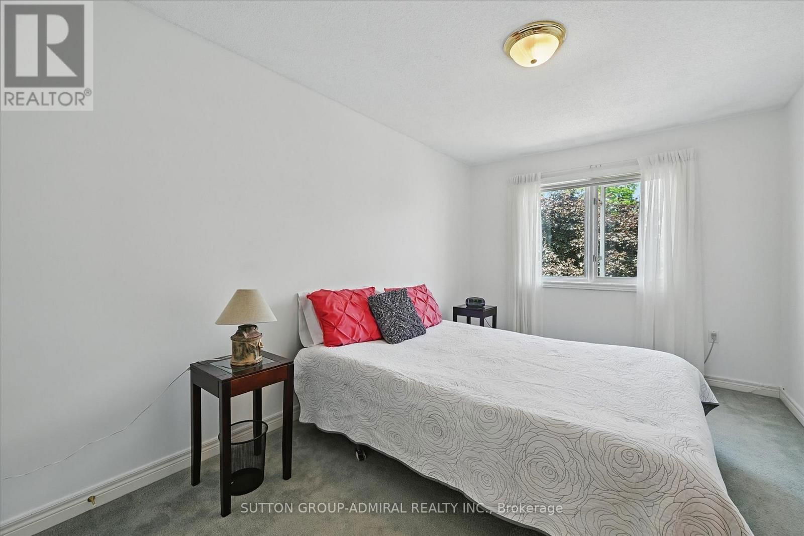469 DEWITT ROAD Image 25