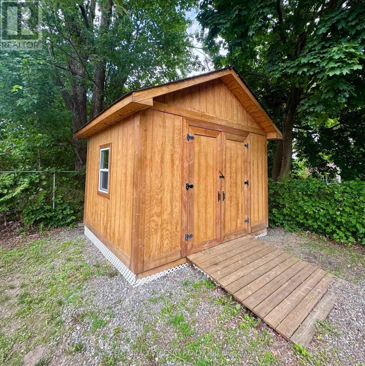 6 STRATHCONA STREET Image 12