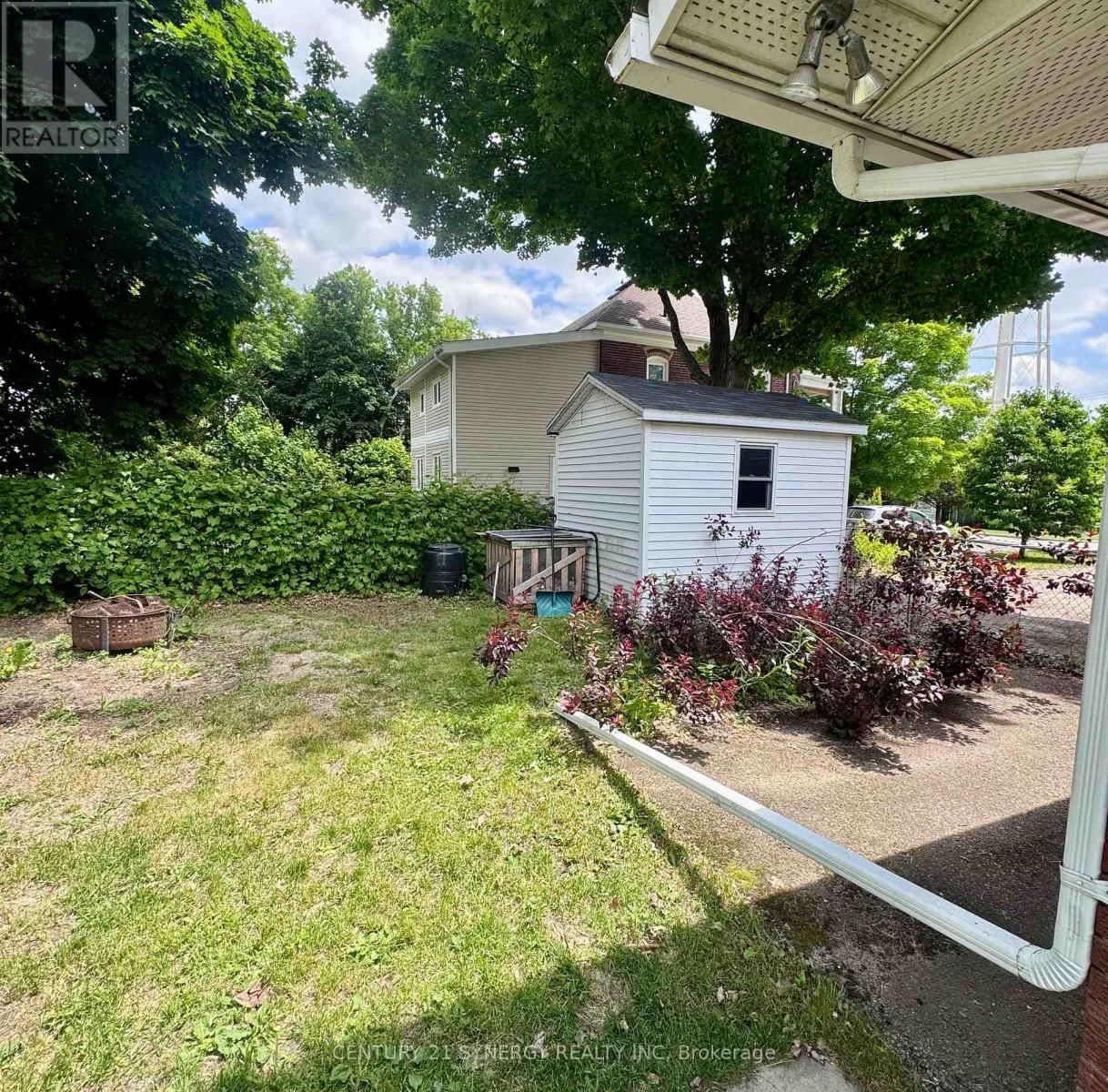 6 STRATHCONA STREET Image 13