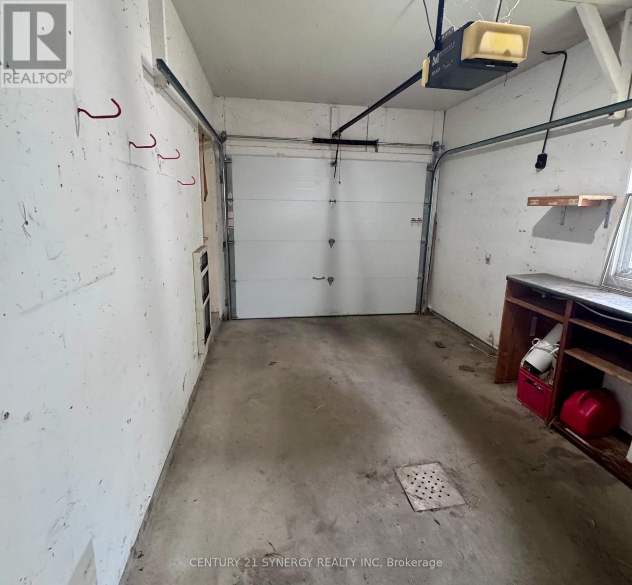 6 STRATHCONA STREET Image 43