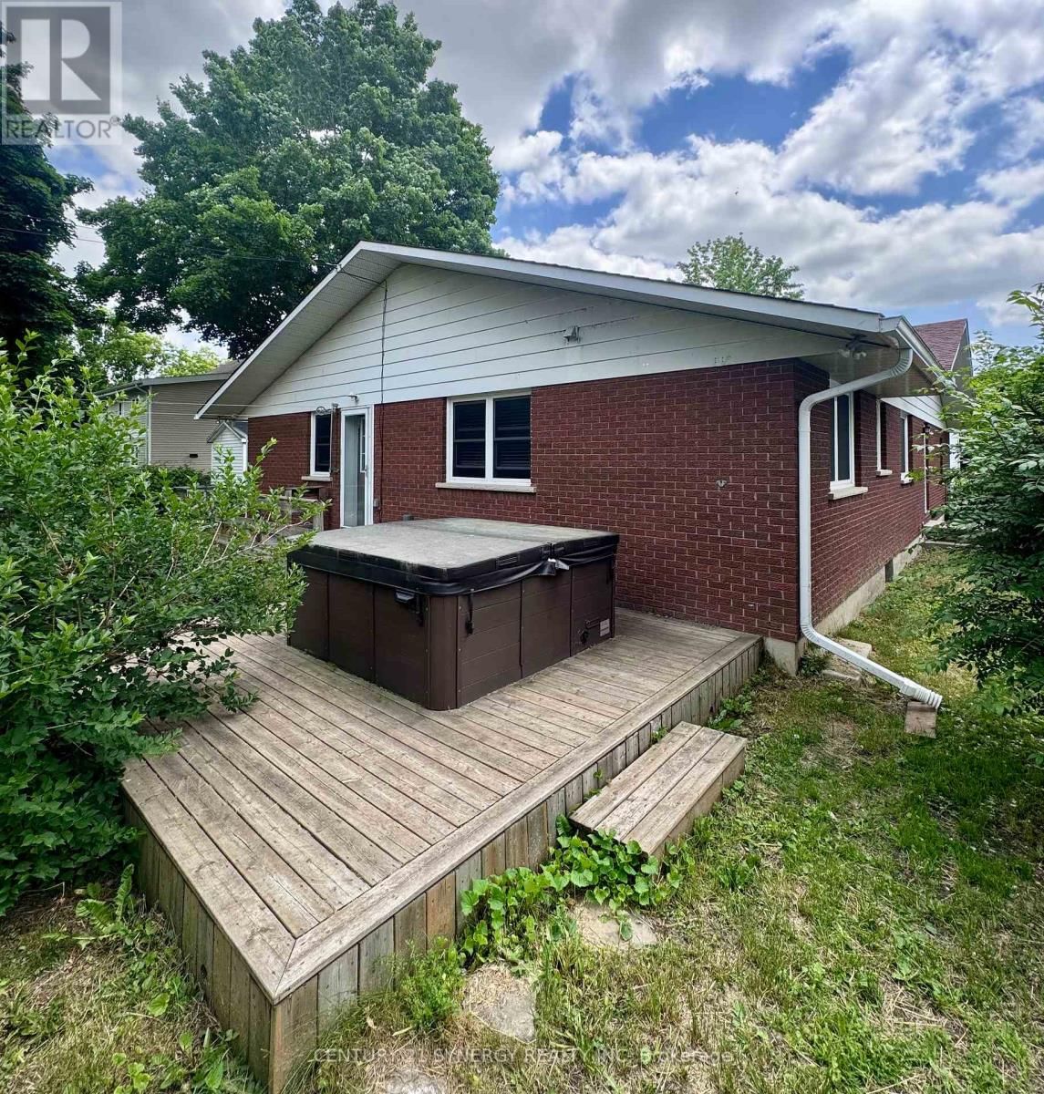 6 STRATHCONA STREET Image 6
